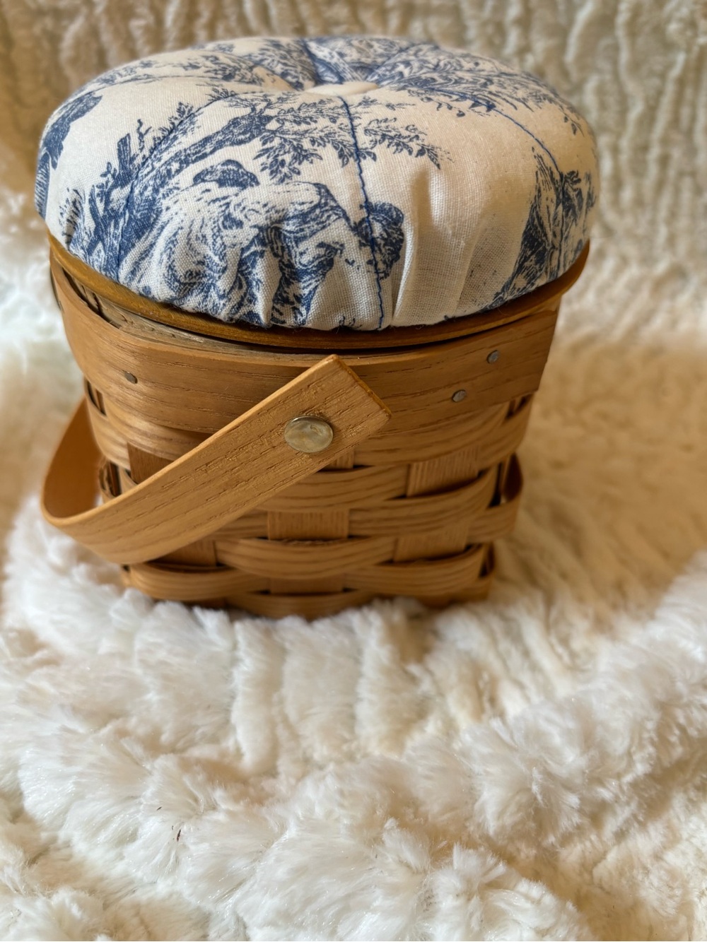 Peterboro Basket - Picture 4 of 8